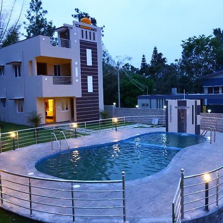 The Green Pride Resort Йелагери Экстерьер фото